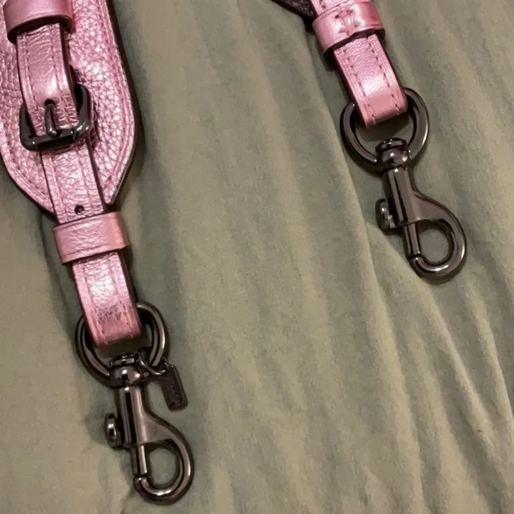 Pink Leather Adjustable Bag Strap - Metallic Pink - Picture 2 of 2